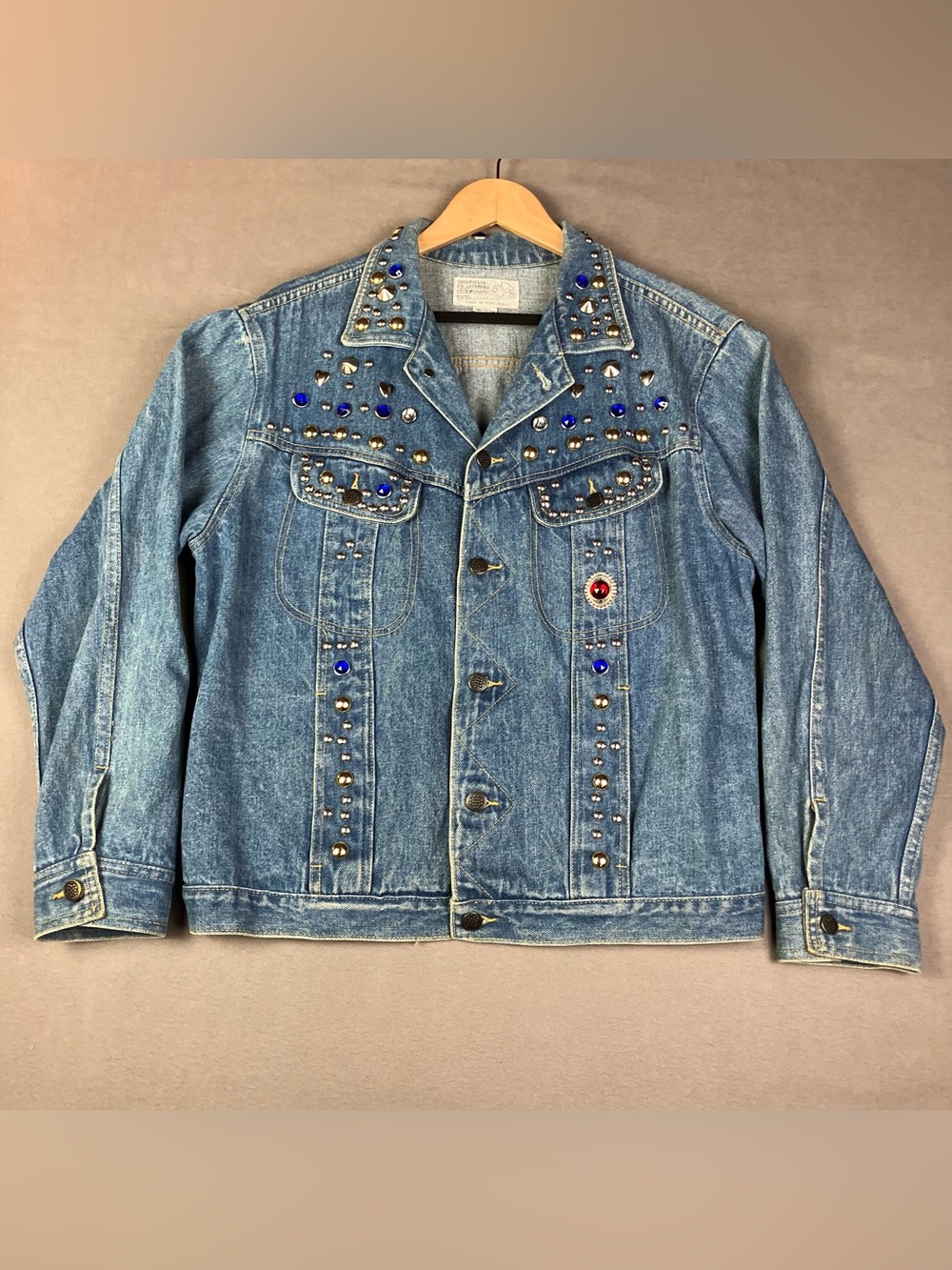 VTG General Clothing Co. Women’s Size M Denim Jean Jacket Studded Bedazzled. In